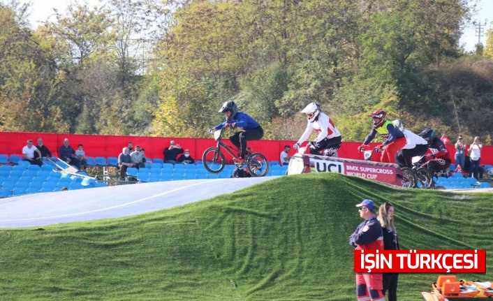 150 sporcunun iki teker üstündeki mücadelesi başladı