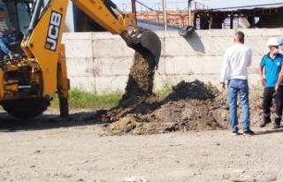 Sakarya'da yağmur suyu kanalına atık boşaltan...